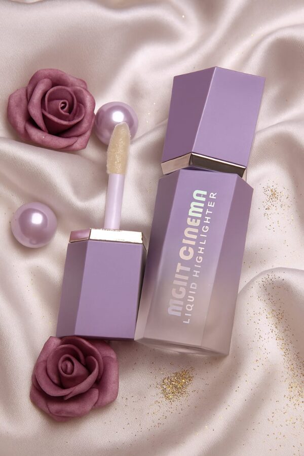 Might Cinema - Liquid Highlighter Glow Touch