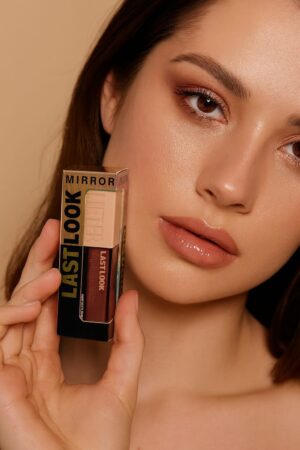 جلوس شفاه Last Look Mirror Lifter Gloss